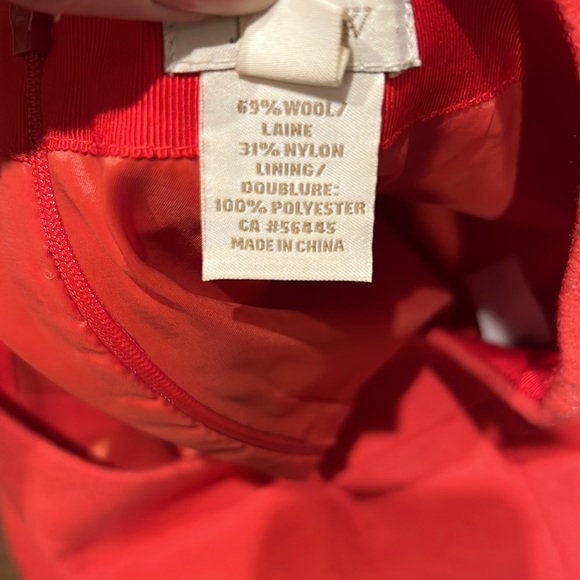 Red J.Crew mini skirt, back zip closure - Picture 4 of 4